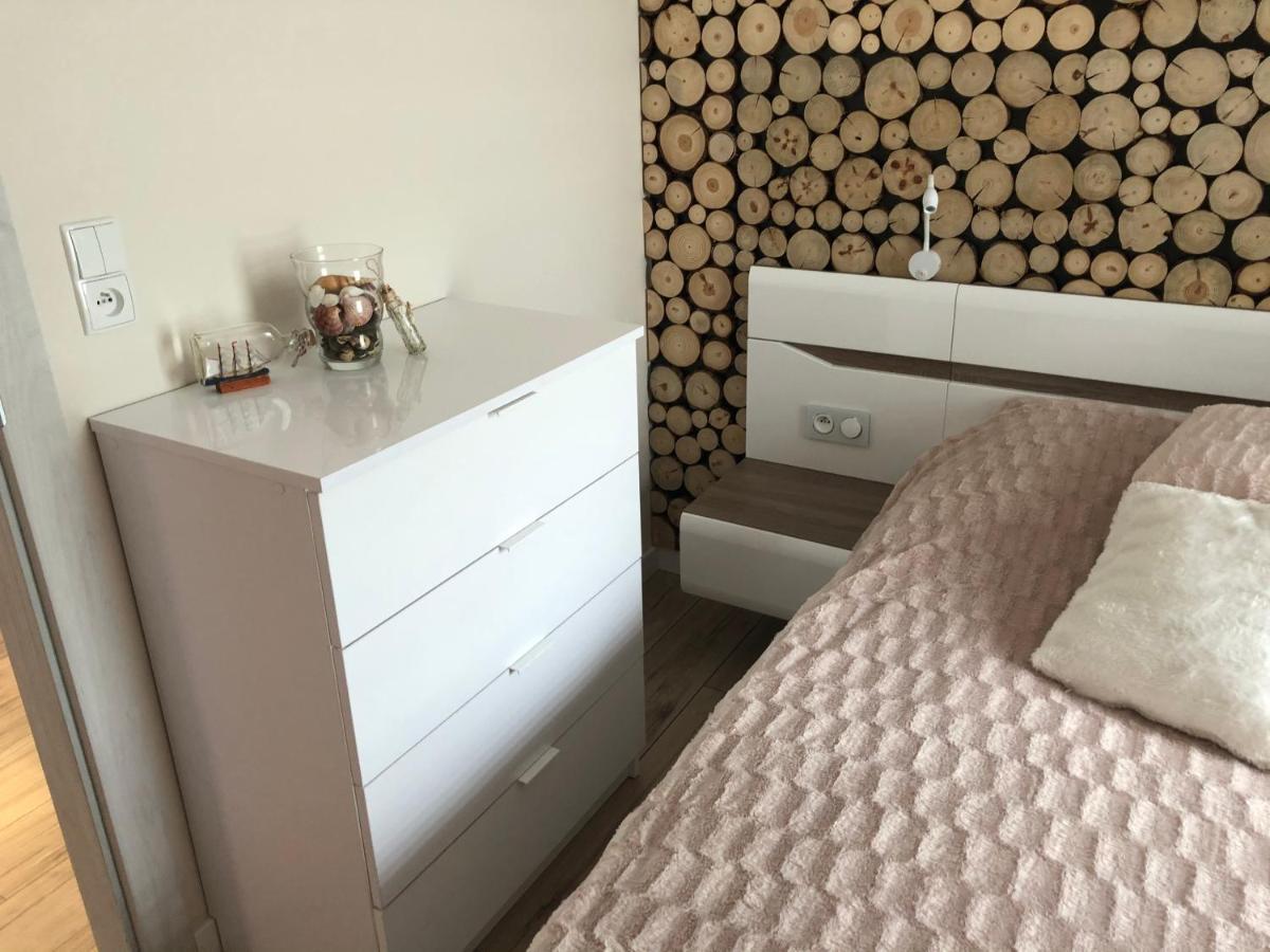 Apartament Zatoka Deluxe Z Ogrodem Leilighet Debogorze Eksteriør bilde