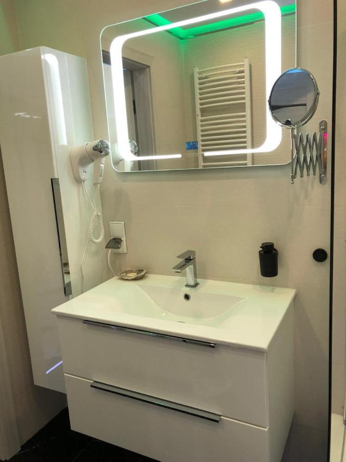 Apartament Zatoka Deluxe Z Ogrodem Leilighet Debogorze Eksteriør bilde